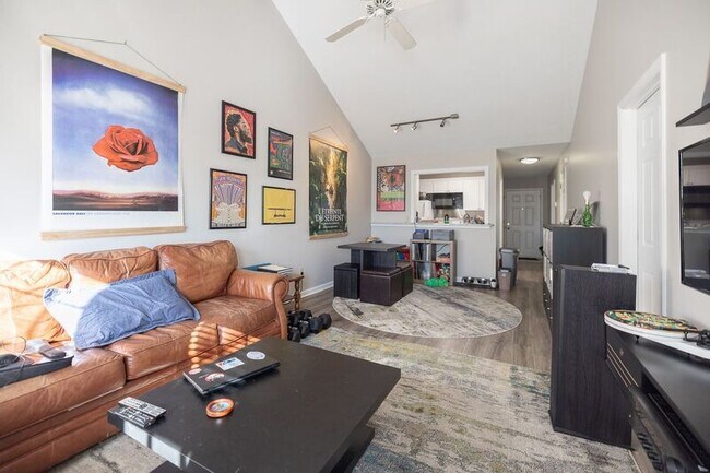 Foto del edificio - 2165 S Milledge Ave