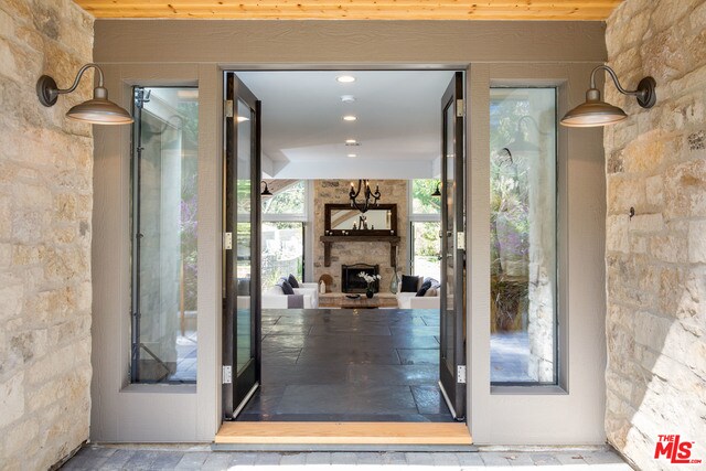 Foto del edificio - 6585 Portshead Rd