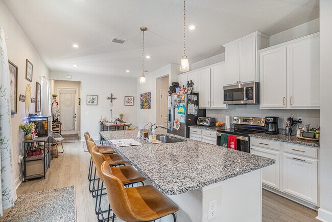 Building Photo - 19056 Heavenside Ct