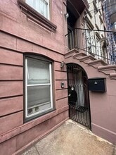 Building Photo - 1026 Bloomfield St