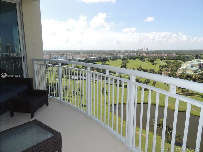 Building Photo - DUO CONDOMINIUM EAST