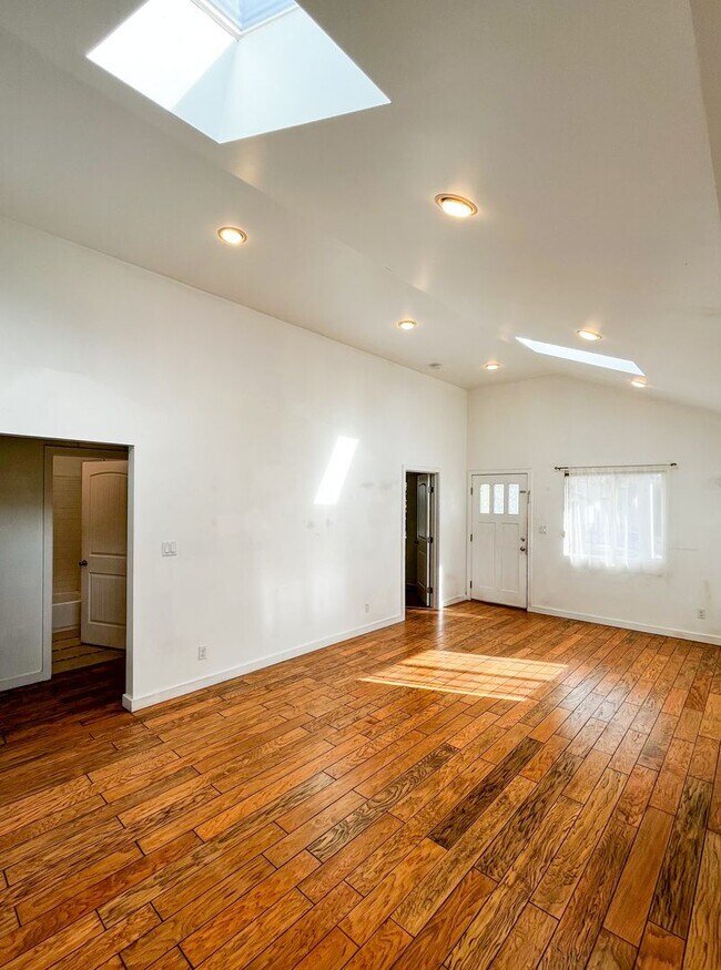 Foto del edificio - 3425 Alice St