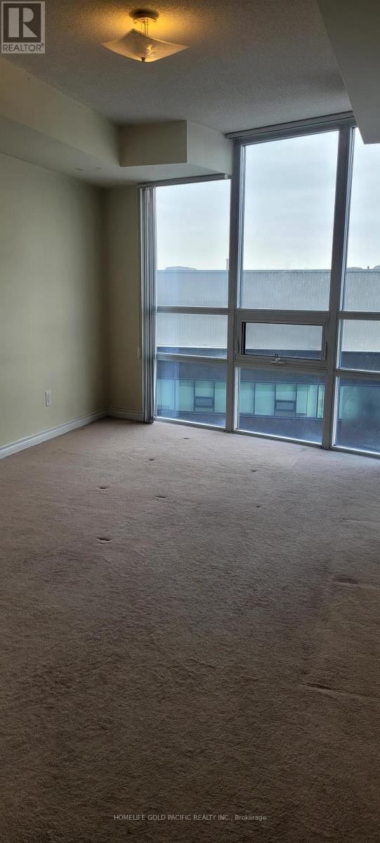 Building Photo - 35 Hollywood Ave