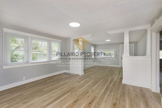 Foto del edificio - Newly Renovated, 2 Bedroom, 1 Bathroom Hom...