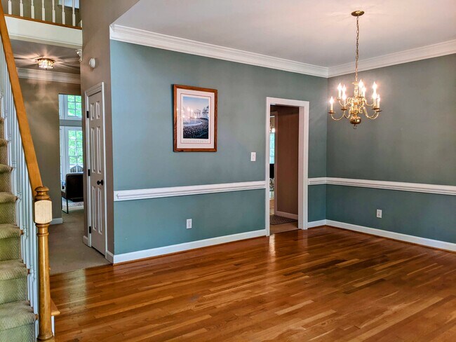Foto del edificio - 102 Blackford Ct