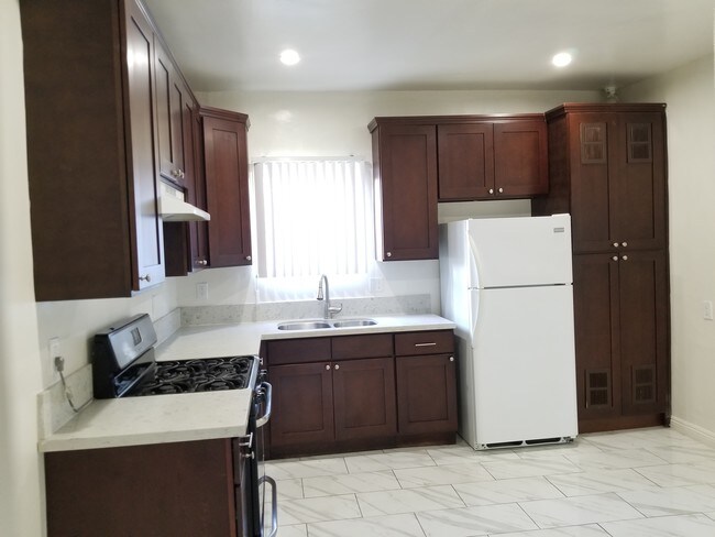 Foto del edificio - 840 N Ardmore Ave