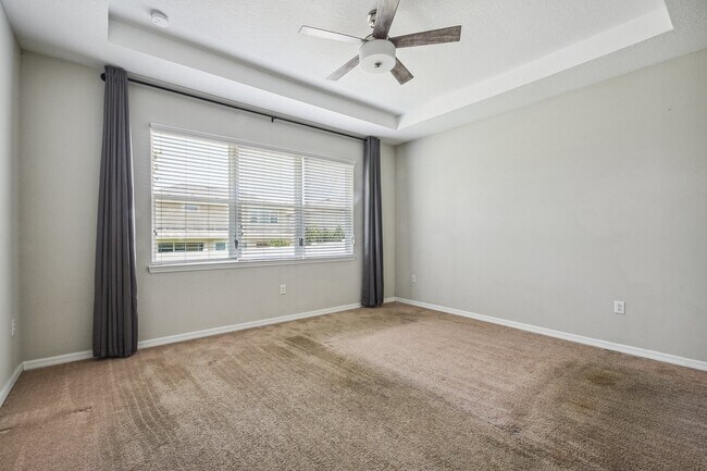 Foto del edificio - 2735 Stonegate Dr