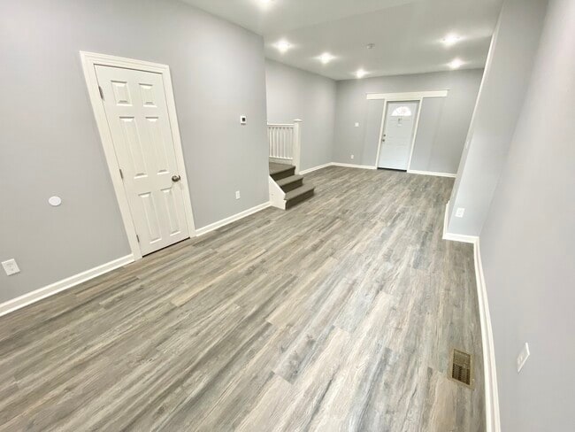 Building Photo - 4753 N 12th St