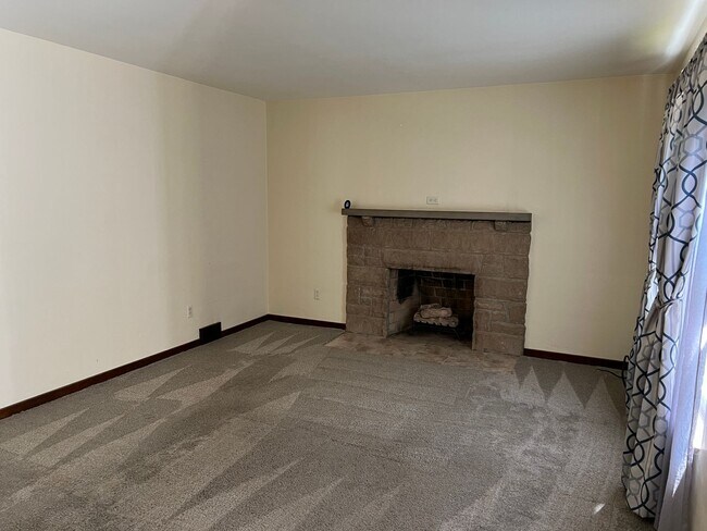 Foto del edificio - McKnight Observatory Hill - 2 BR Single Fa...