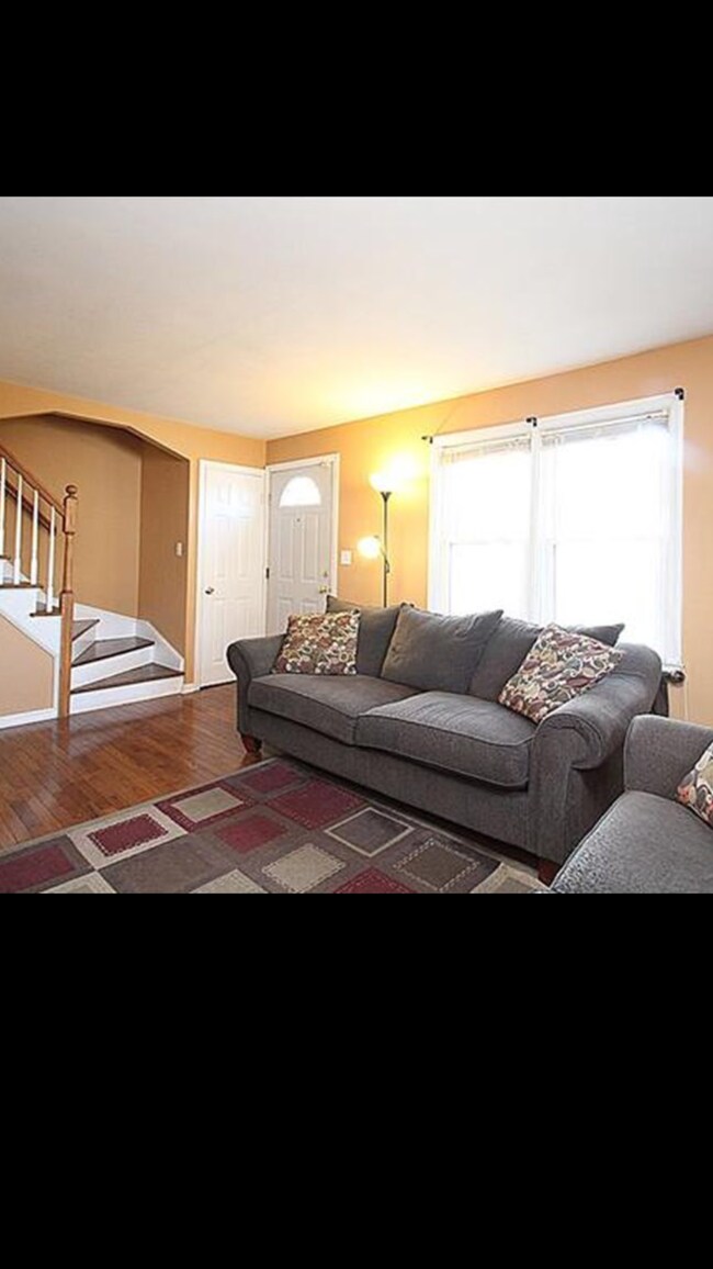 Foto del edificio - 529 Pine Rock Ave