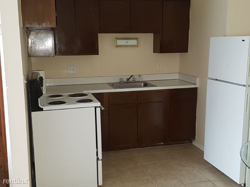 Building Photo - 1 br, 1 bath Apartment - 24651 W Mcnichols Rd