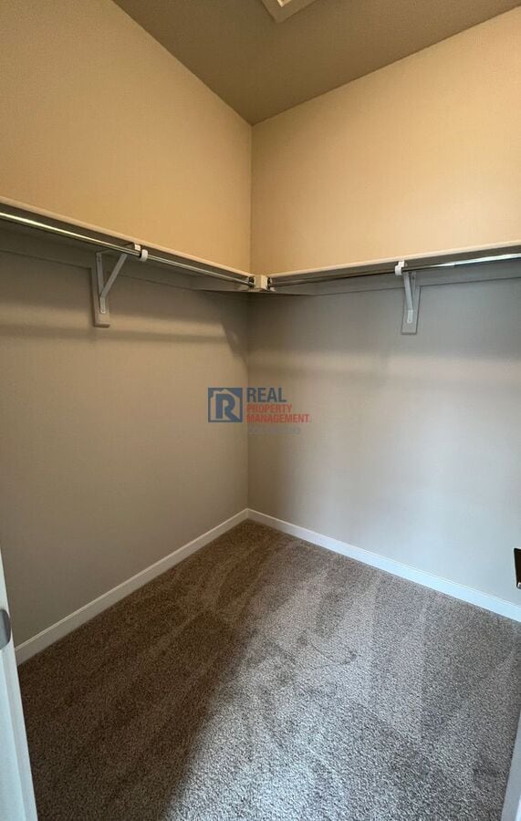 Building Photo - 2721 Spring Creek Cir