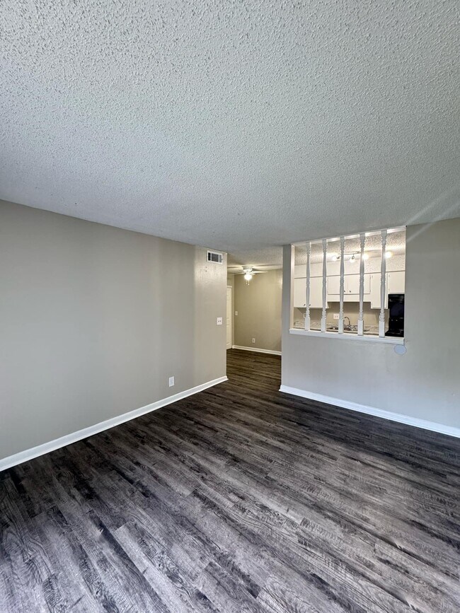Building Photo - 4601 Packard Dr