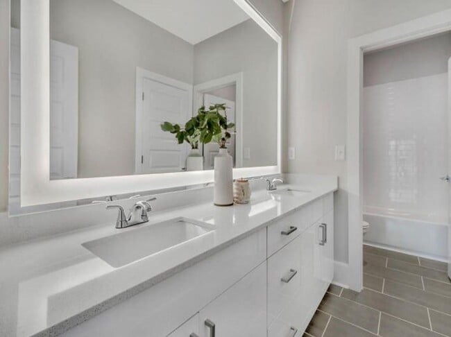 Foto del edificio - Modern Living in the Heart of Atlanta