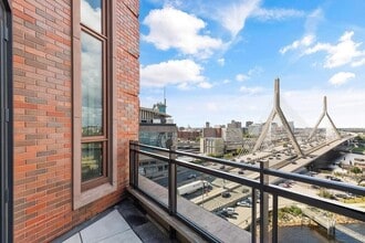Building Photo - 100 Lovejoy Pl