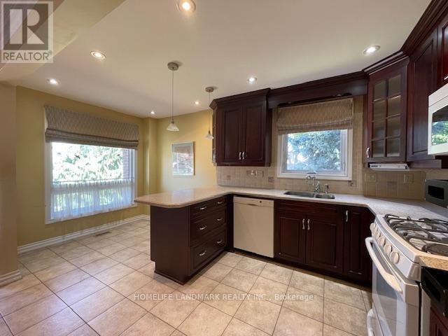 Photo du bâtiment - 6998 Hickling Crescent