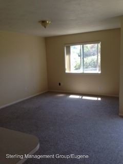 Building Photo - 2703-2703 S Cloverleaf Loop