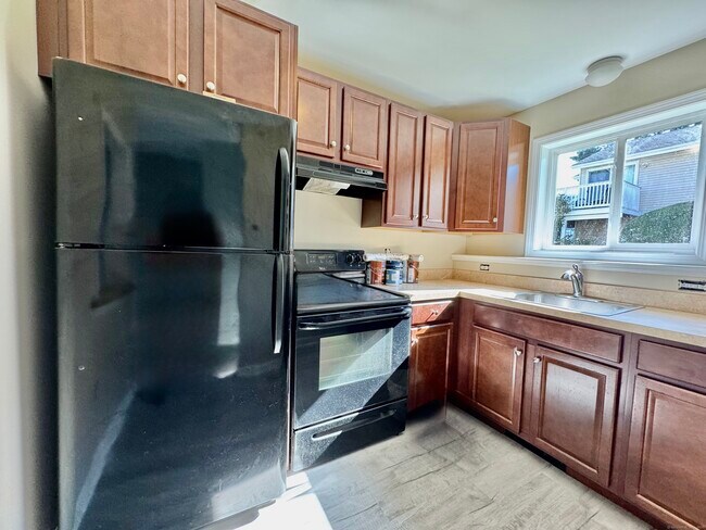 Foto del edificio - 466 Danbury Rd