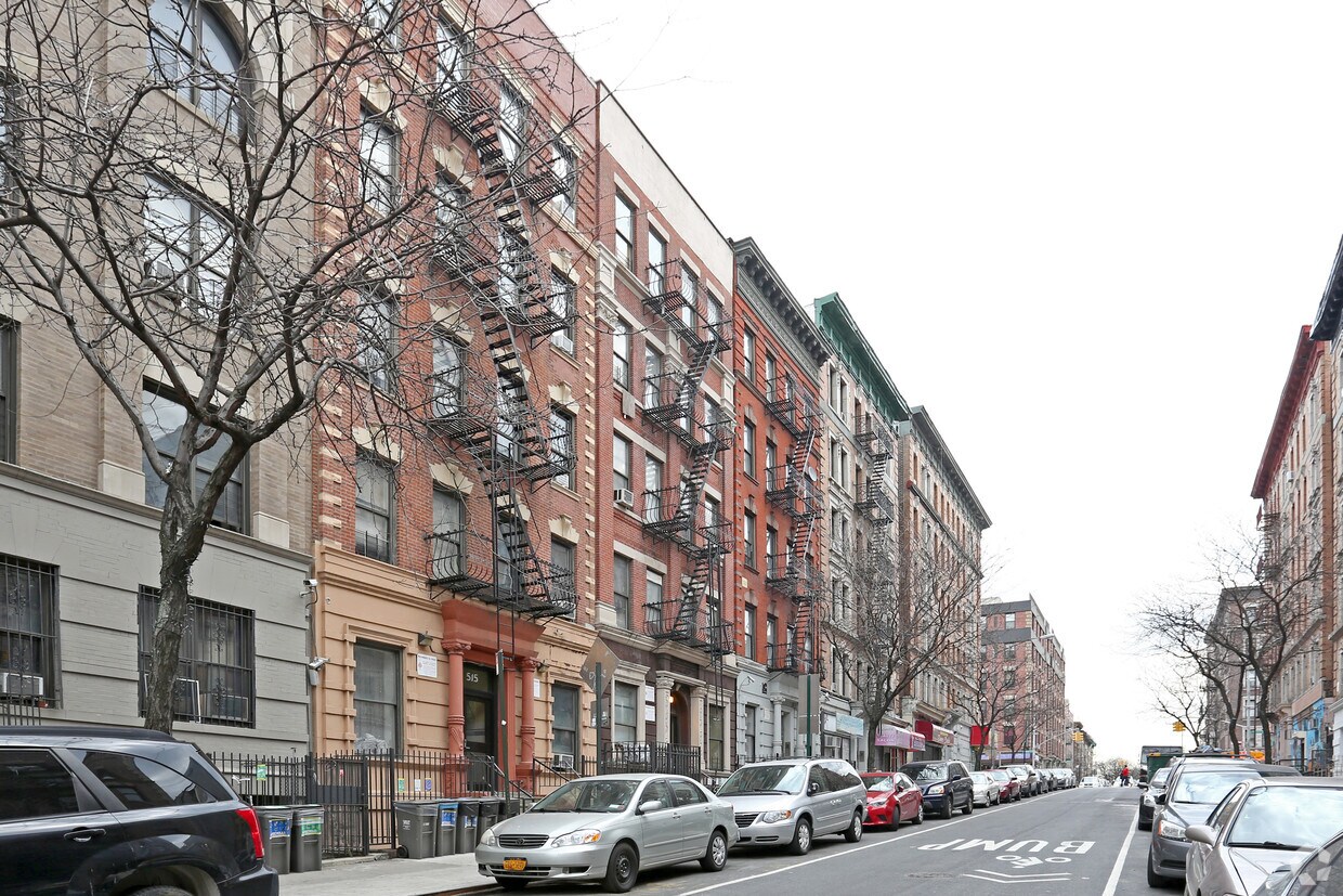 Primary Photo - 513 W 159th St