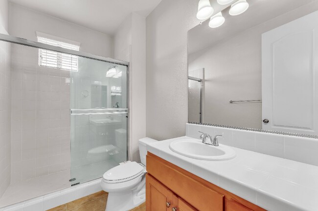 Foto del edificio - 2312 Keats Ln