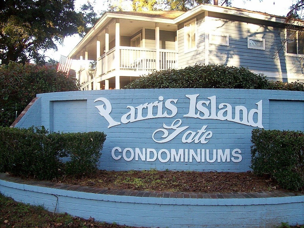 301 Battery Ln, Beaufort, SC 29902 Condo for Rent in Beaufort, SC