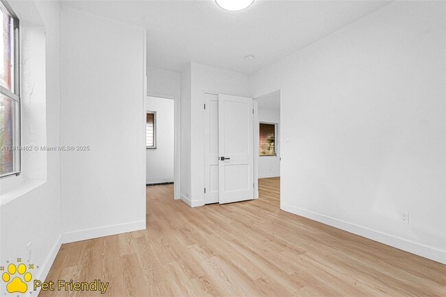 Foto del edificio - 12287 NE 7th Ave