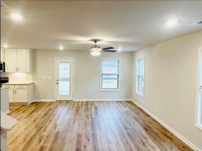 Foto del edificio - 27935 Chalmers Cir