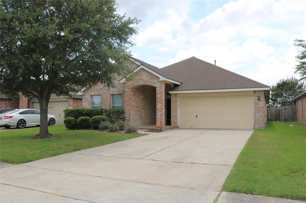 Primary Photo - 15107 Summer Sunset Dr