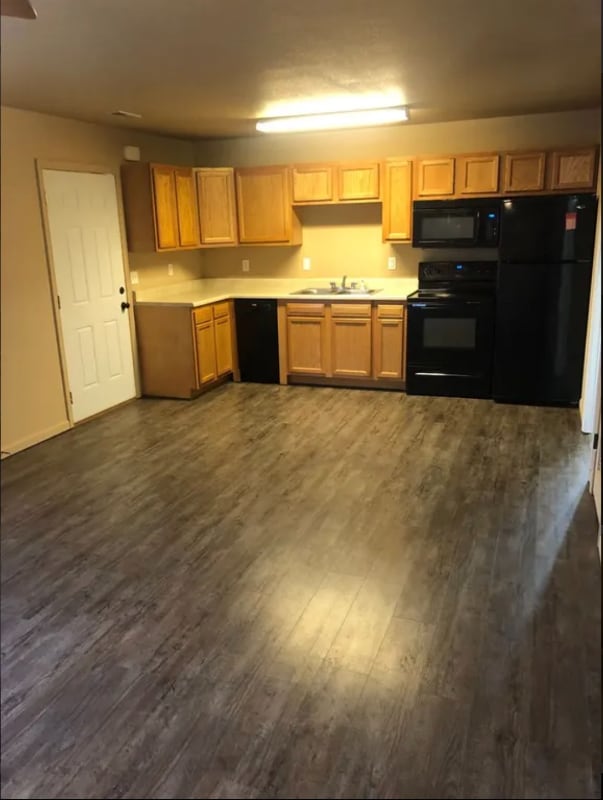 Building Photo - 16565 Hunters Ridge Ln