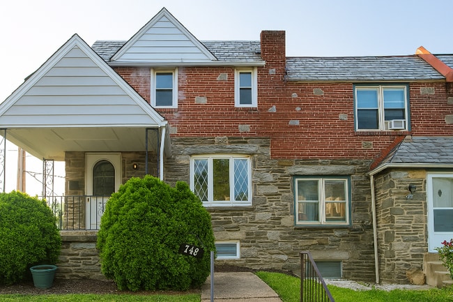 Building Photo - 248 S Bayberry Ln
