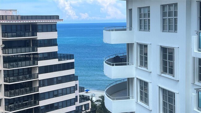 Foto del edificio - 5161 Collins Ave