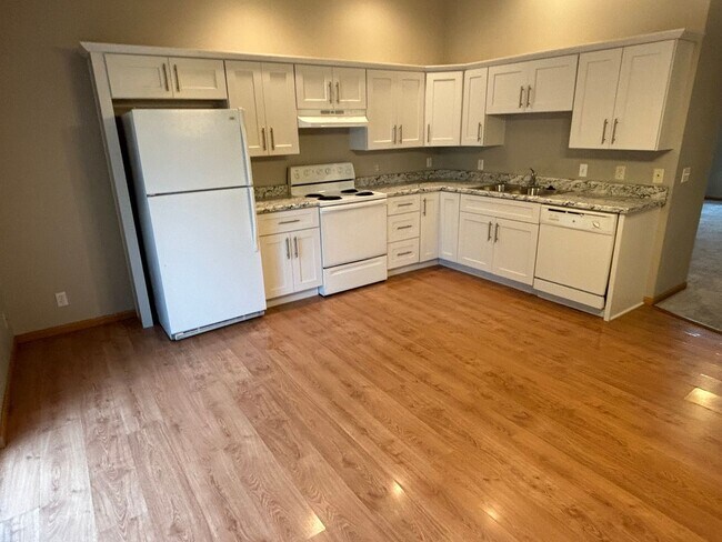 Foto del edificio - **$300 Off Move In Special** Spacious 3 Be...