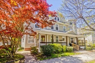 Building Photo - 208-210-210 Fort Pleasant Ave