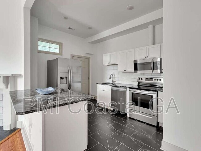 Foto del edificio - 314 W 42nd St