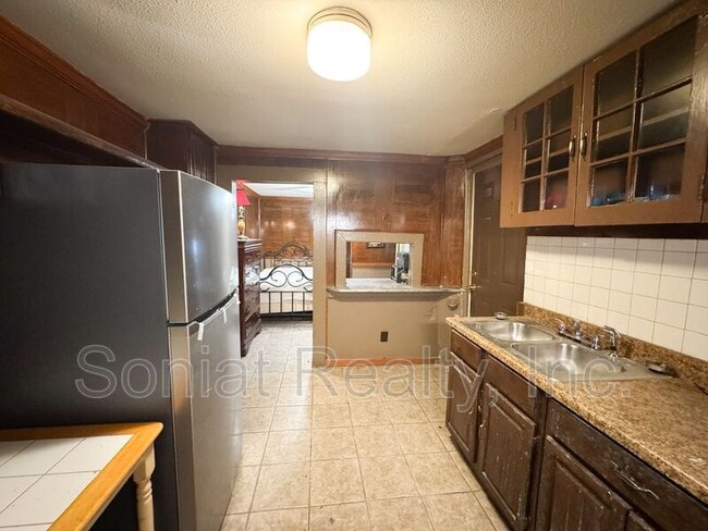 Photo - 1621 Crete St Apartment