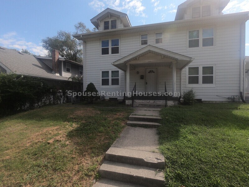 Foto principal - 377 S Emerson Ave