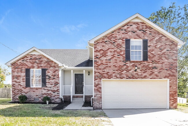 Building Photo - 825 Chaney Woods Dr