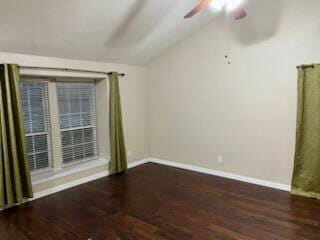 Foto del edificio - 900 Elmhill Ct