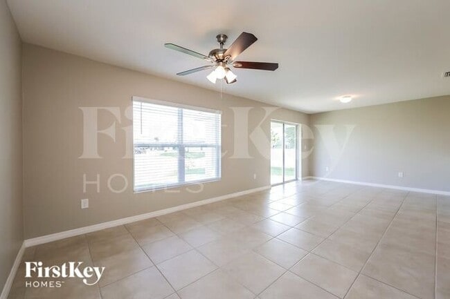 Foto del edificio - 1118 NE 39th Terrace