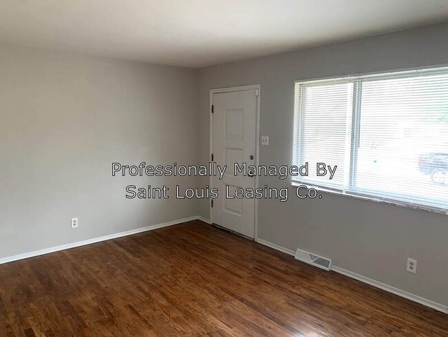 Building Photo - 11558 Joslyn Ct