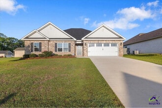 Building Photo - 100 Sig Ct