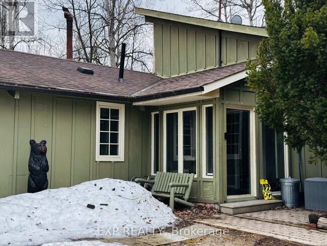 Building Photo - 128 Drakes Path