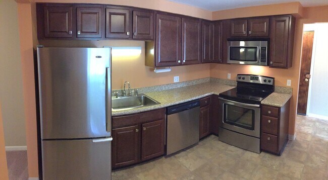 Kitchen (1) - 439 Burroughs Dr #5