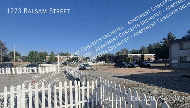 Foto del edificio - 1273 Balsam St