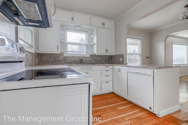 Building Photo - 2 br, 1 bath House - 1700 E. 33rd Street