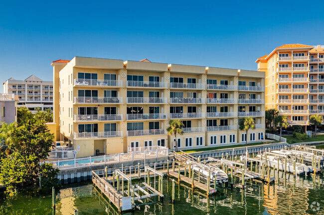 600 Bayway Blvd Clearwater, FL - Bay Harbor