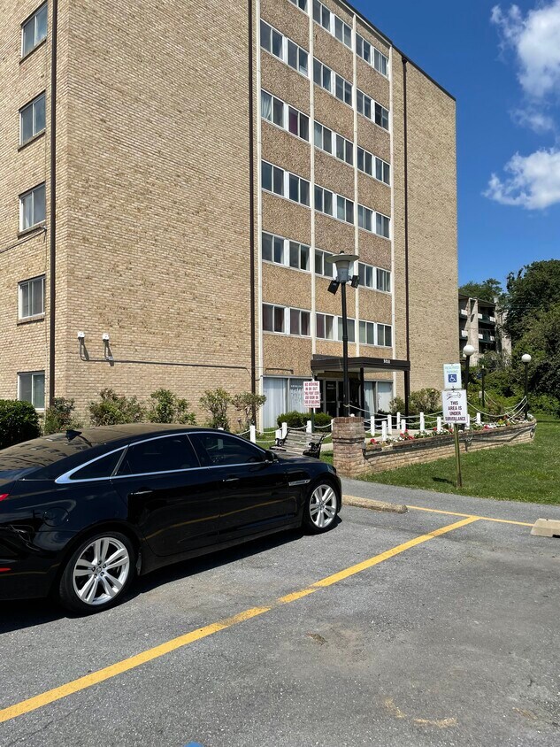 9250 Edwards Way Unit 609, Hyattsville, MD 20783 Condo for Rent in