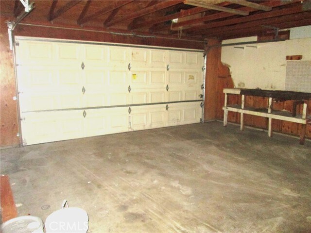 Building Photo - 10674 Kiowa Rd