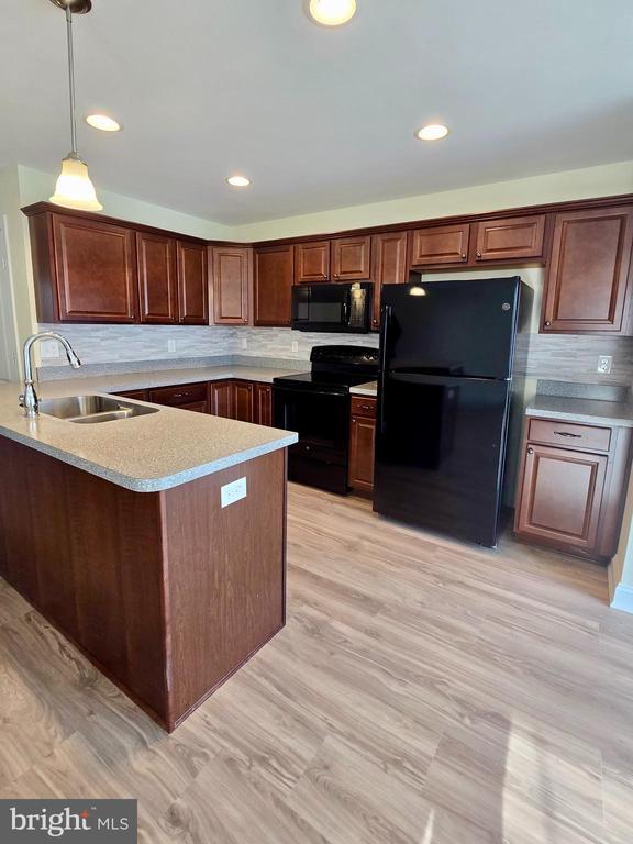 Foto del edificio - 23613 Linkside Dr