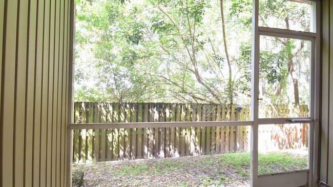 Foto del edificio - Townhome Near MLK and I-75